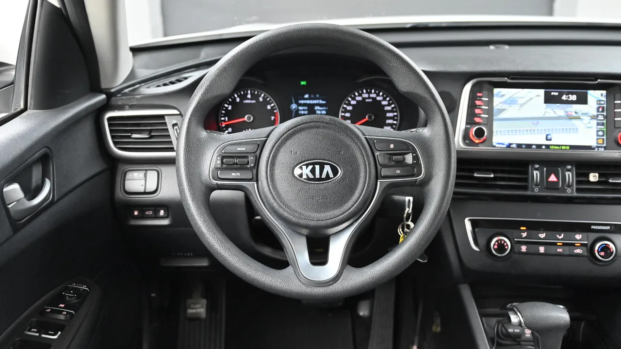 Kia K5 — miniaturë 13