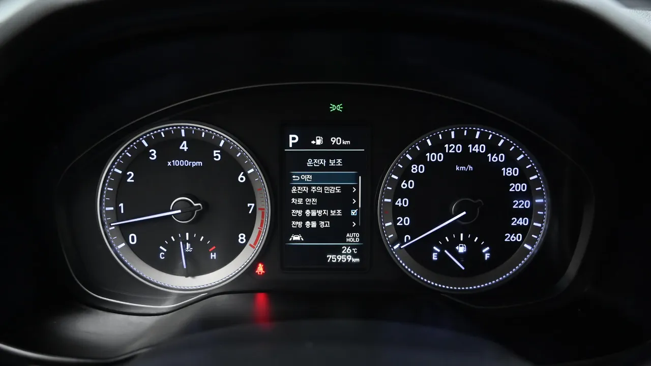 Hyundai Grandeur — miniaturë 8