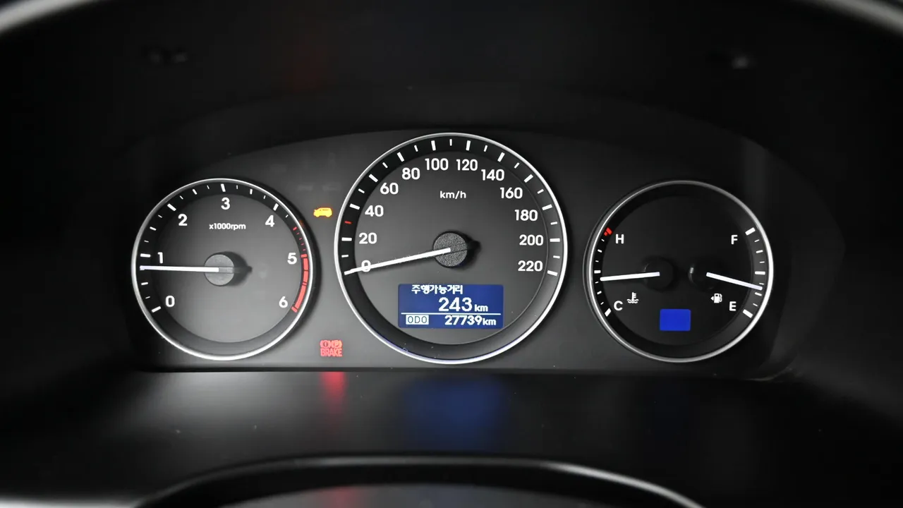Hyundai Starex — miniaturë 8