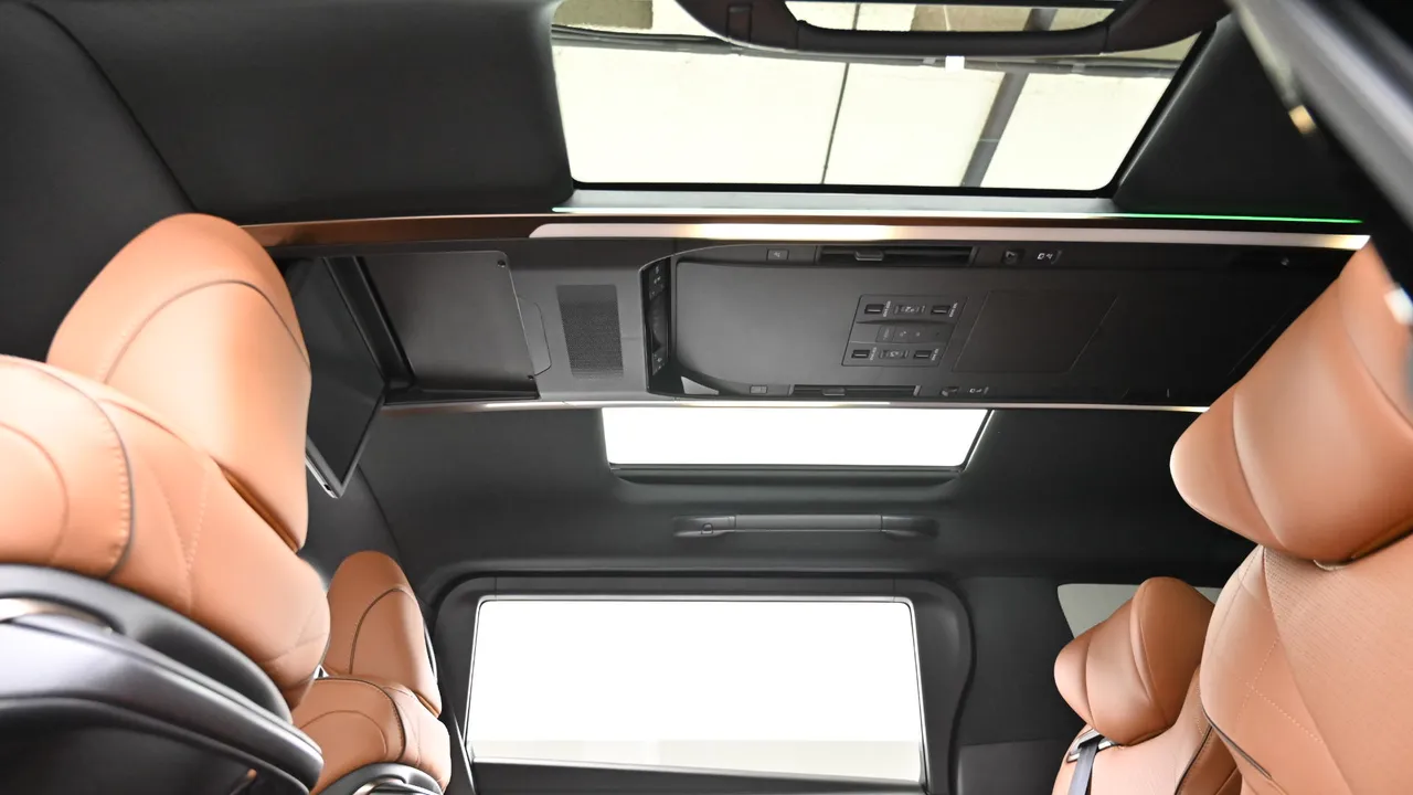 Toyota Alphard — miniaturë 18