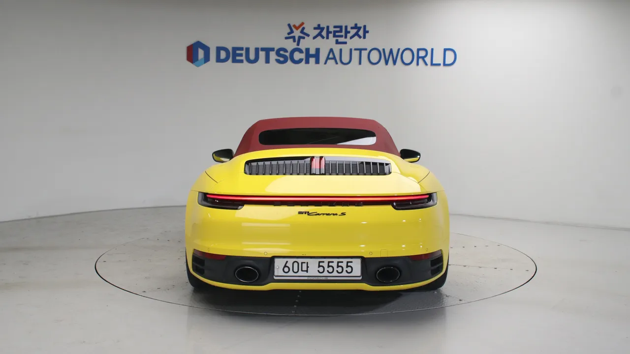 Porsche 911 — miniaturë 4