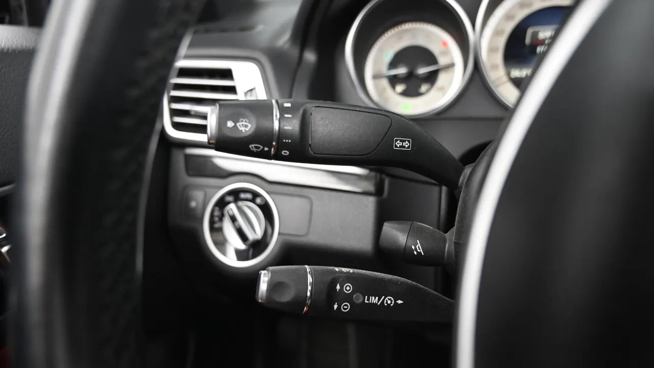 Mercedes-Benz E-klasse — miniaturë 17