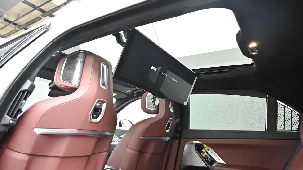 BMW 7er — miniaturë 37