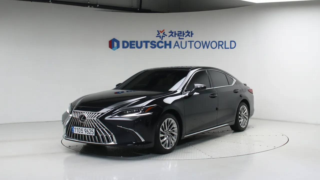 Lexus ES 7-го покоління 300h Executive
