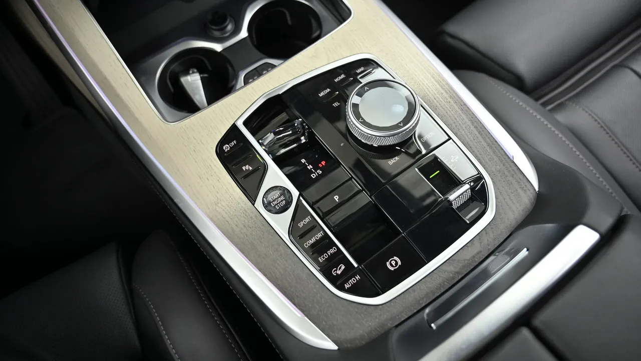 BMW X7 — miniaturë 25