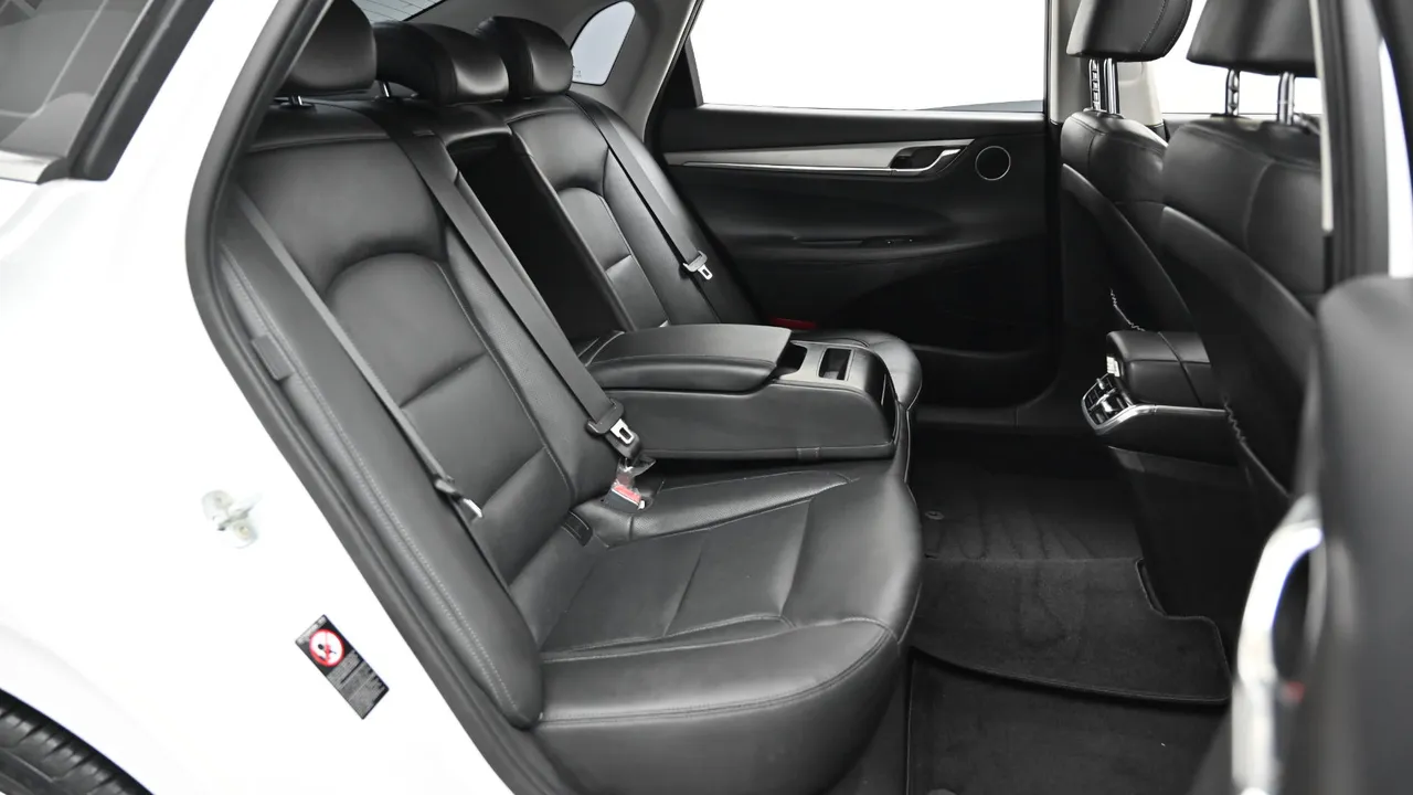 Hyundai Grandeur — miniaturë 12