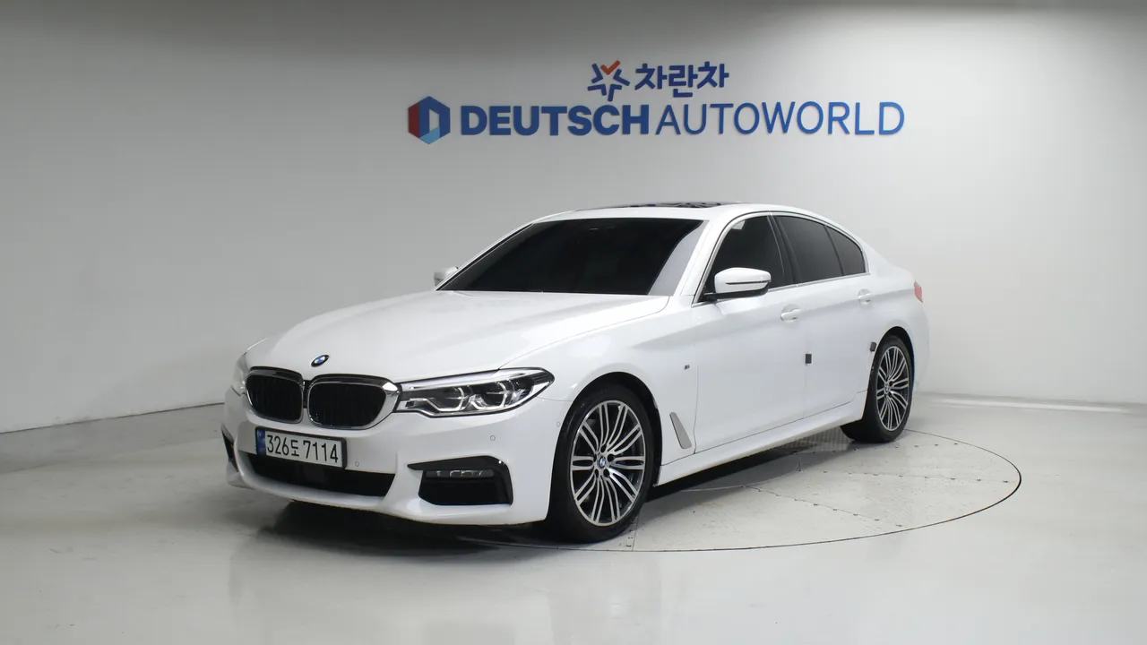 BMW 5er 530i M 스포츠 플러스 — foto 1