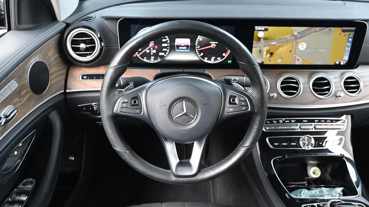 Mercedes-Benz E-klasse — miniaturë 13