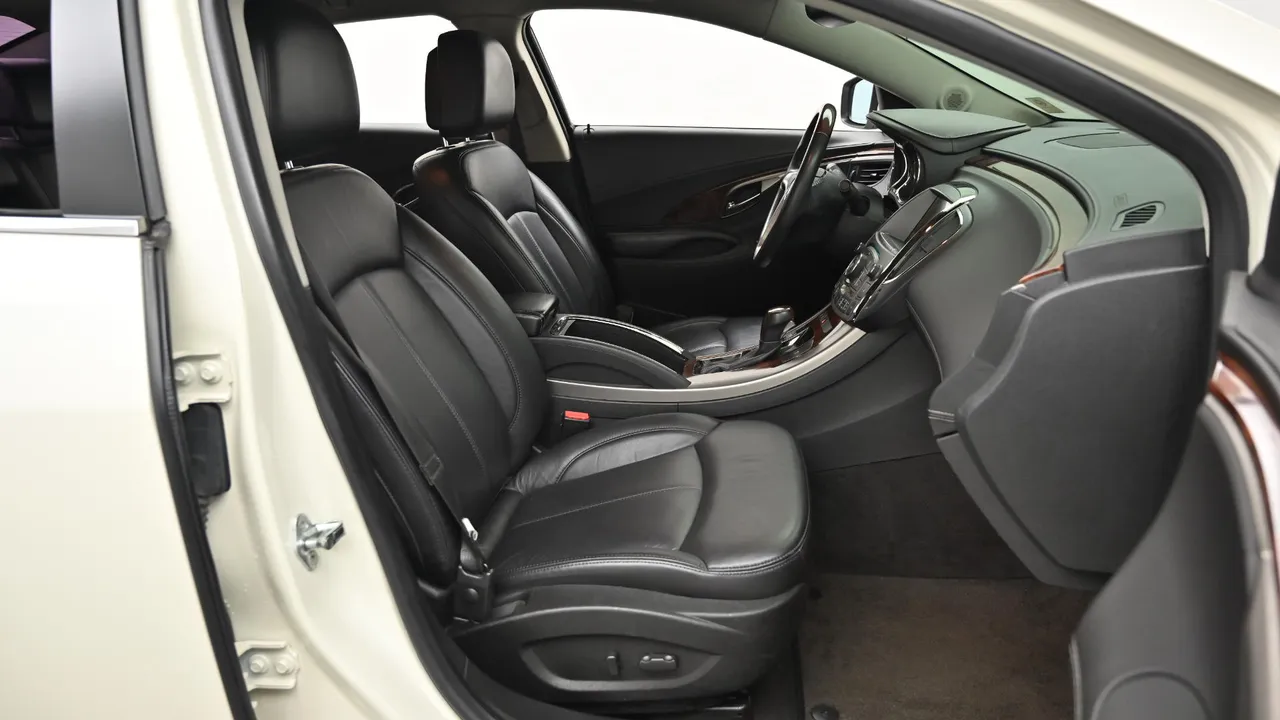Chevrolet (GM Daewoo) Alpheon EL240 Premium