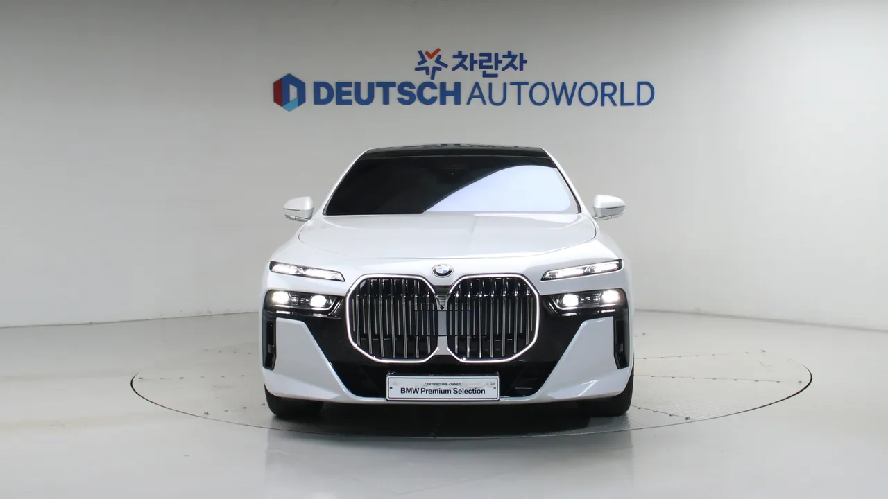 BMW 7er — miniaturë 3