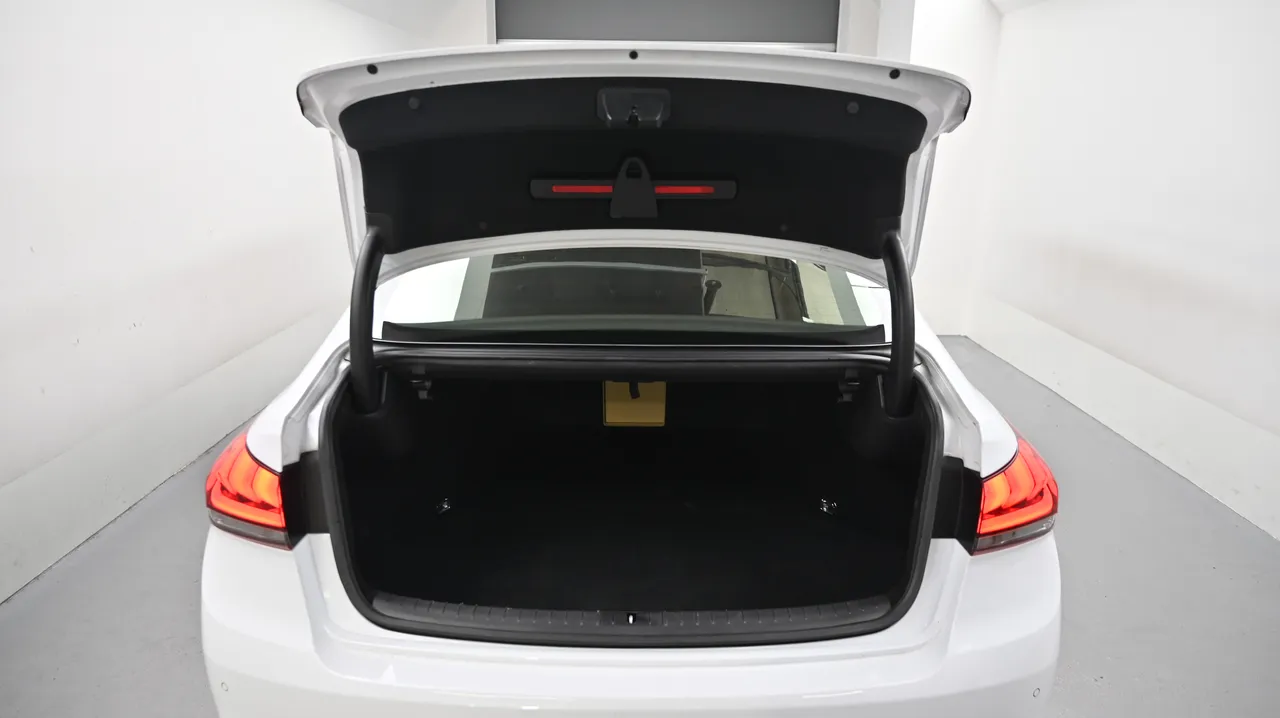 Genesis G80 — miniaturë 19