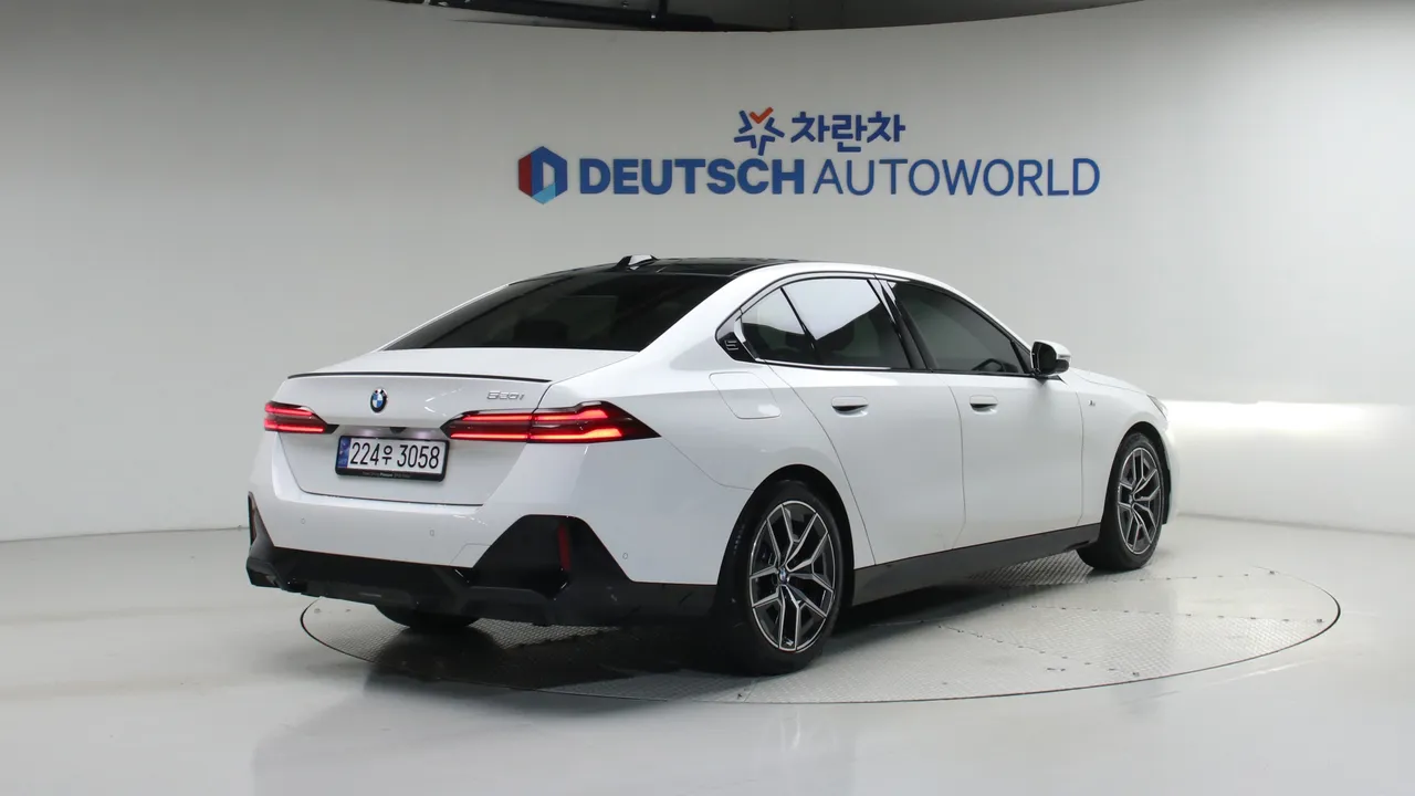 BMW 5er — miniaturë 2