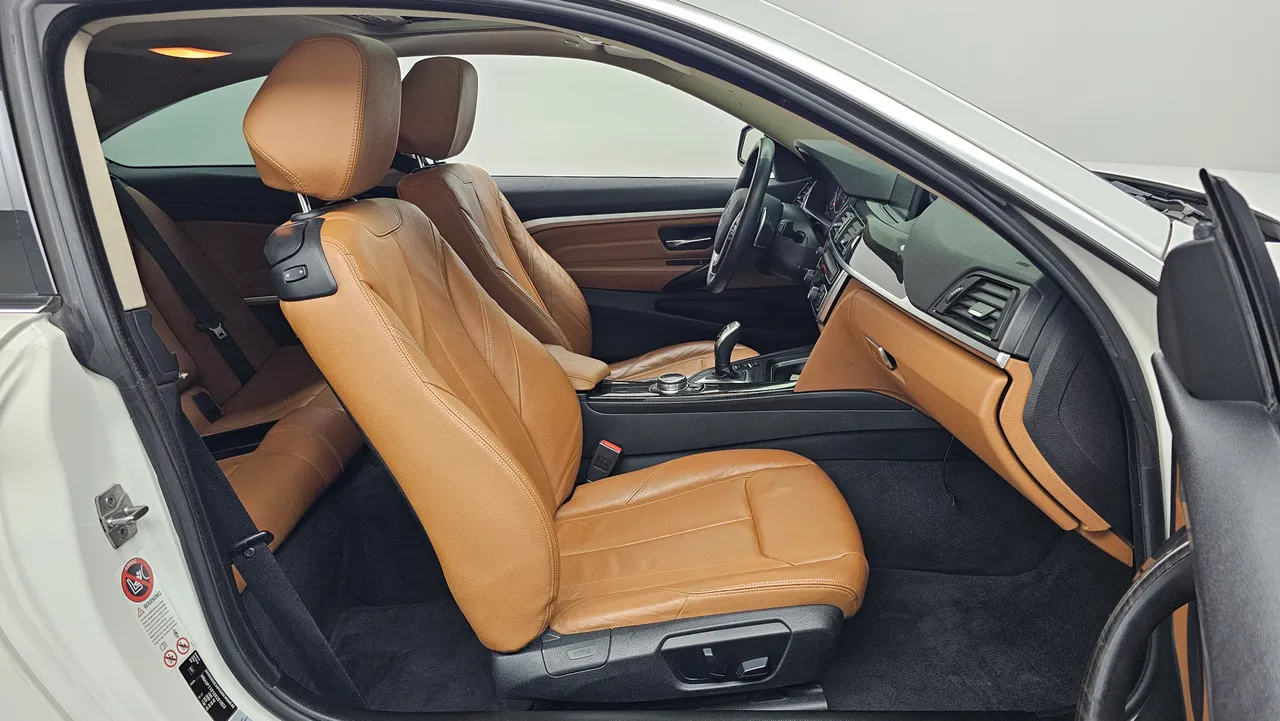 BMW 4 Series (F32) 420d Luxury Coupe