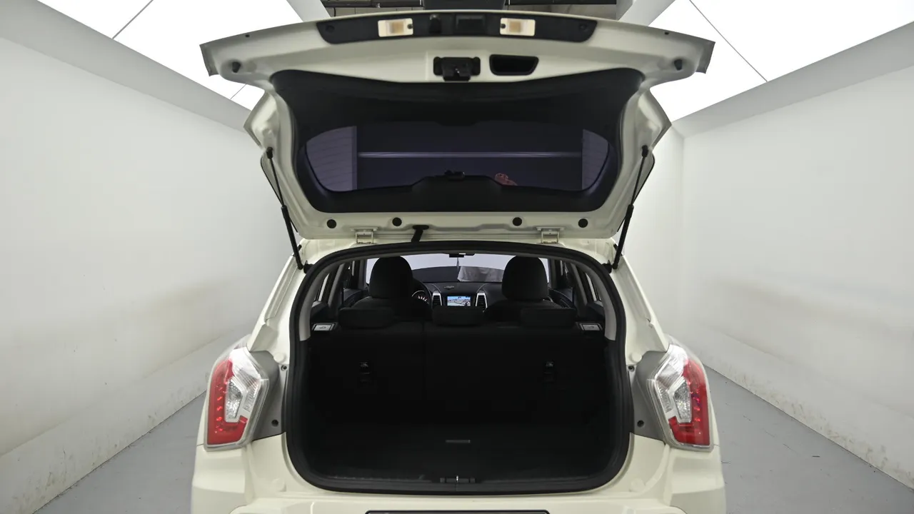 SsangYong Tivoli — miniaturë 19