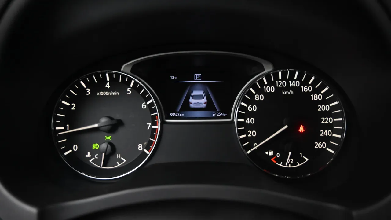 Nissan Altima 2.5 Smart L33
