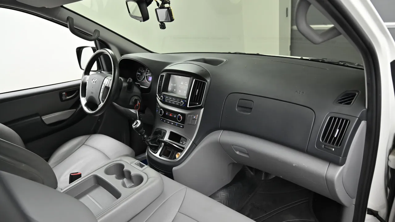 Hyundai Starex — miniaturë 7