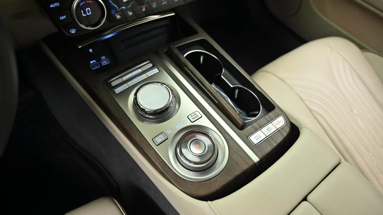 Genesis G80 — miniaturë 9