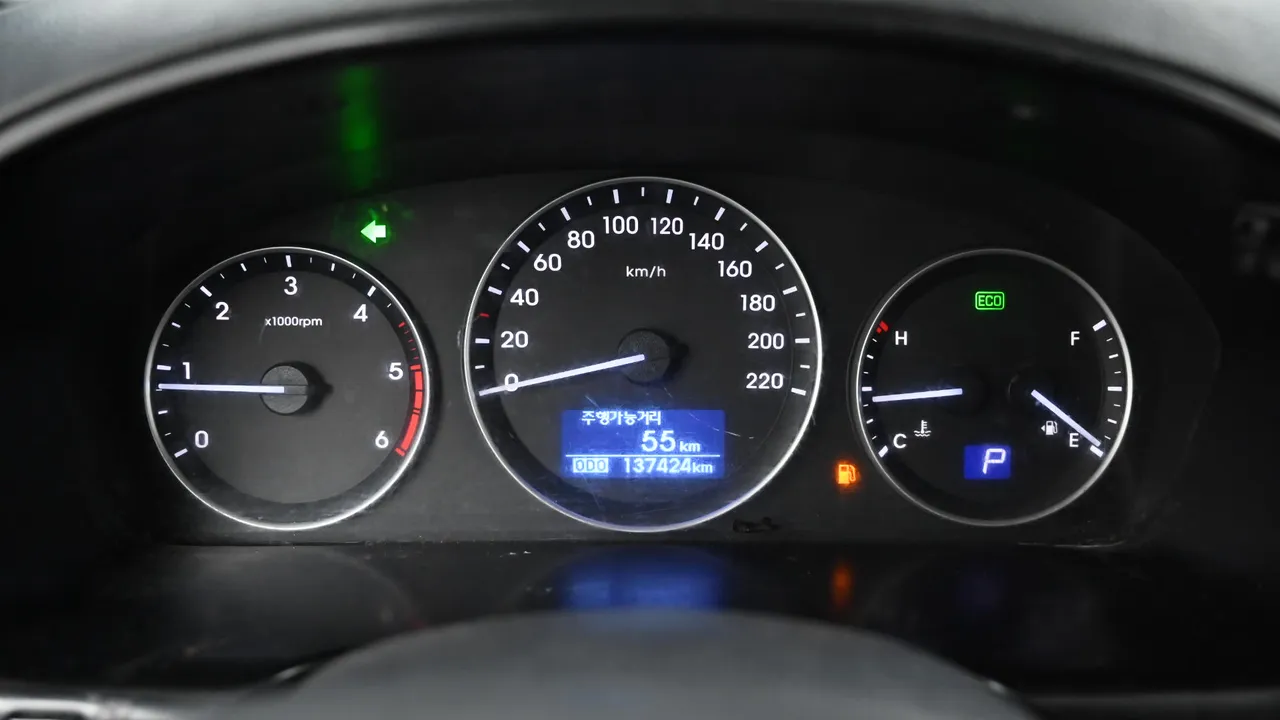Hyundai Starex — miniaturë 8