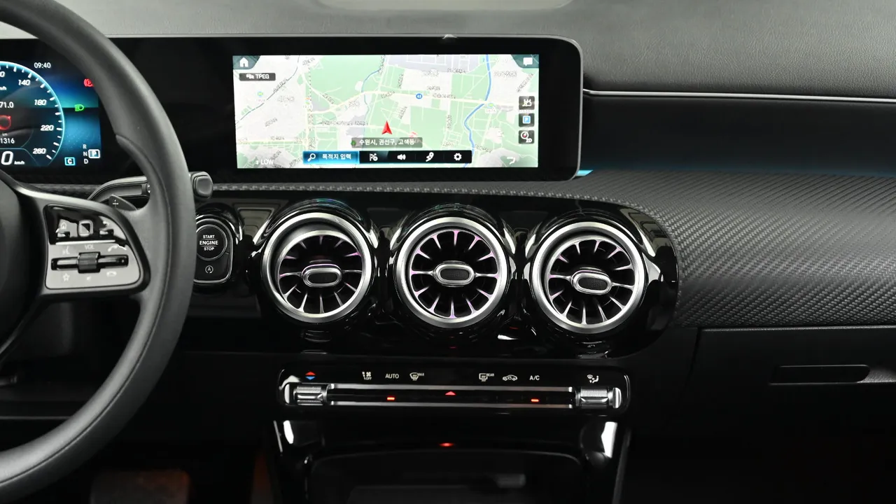 Mercedes-Benz CLA-klasse — miniaturë 14