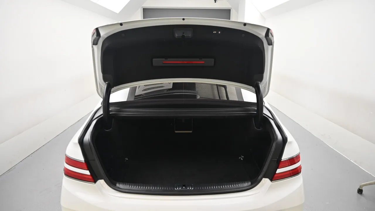 Genesis G90 — miniaturë 19