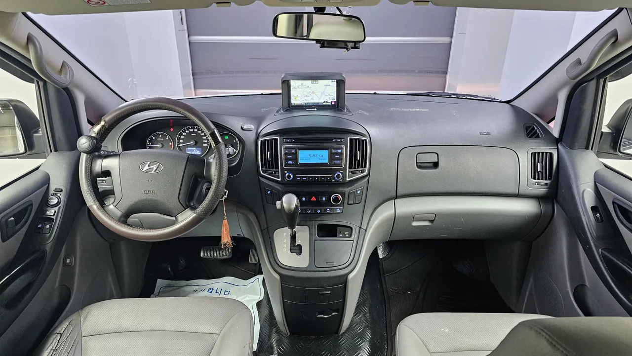 Hyundai Starex — miniaturë 7