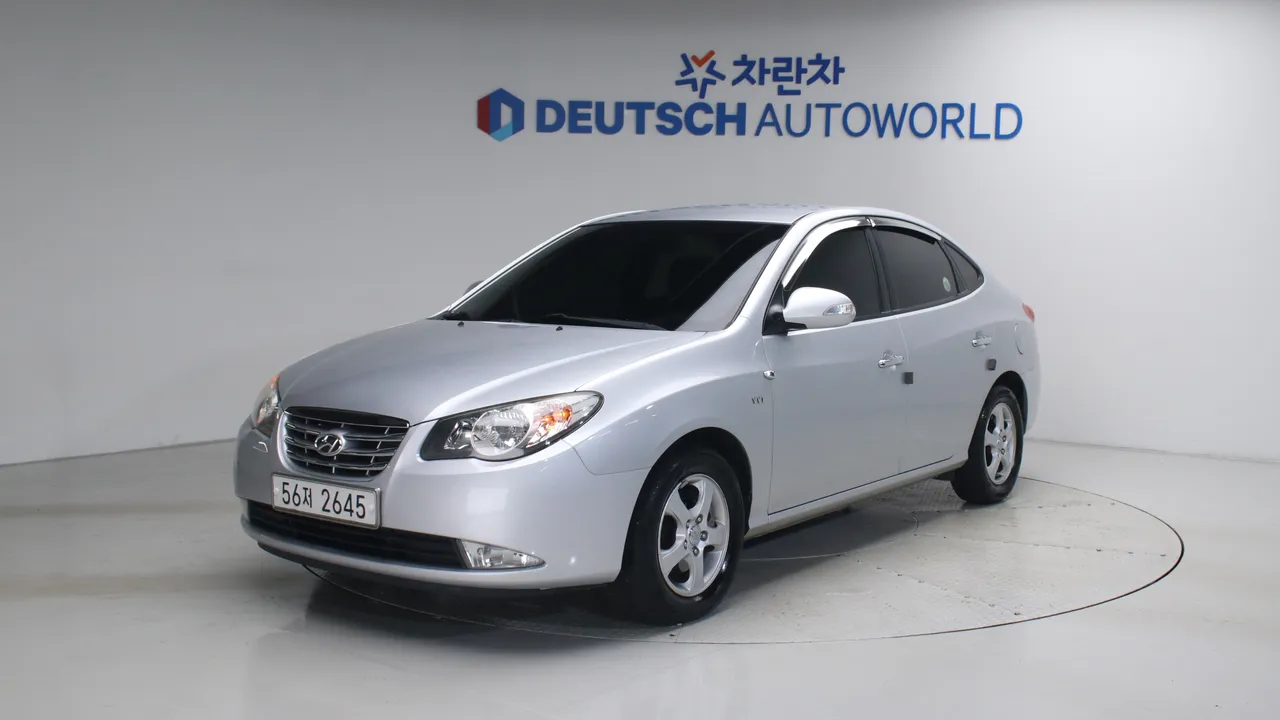 Hyundai Avante 1.6 VVT S16 럭셔리 — foto 1