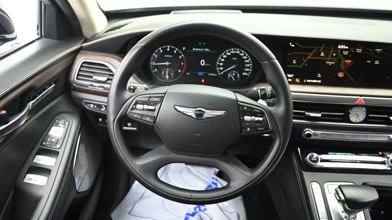 Genesis G90 — miniaturë 13
