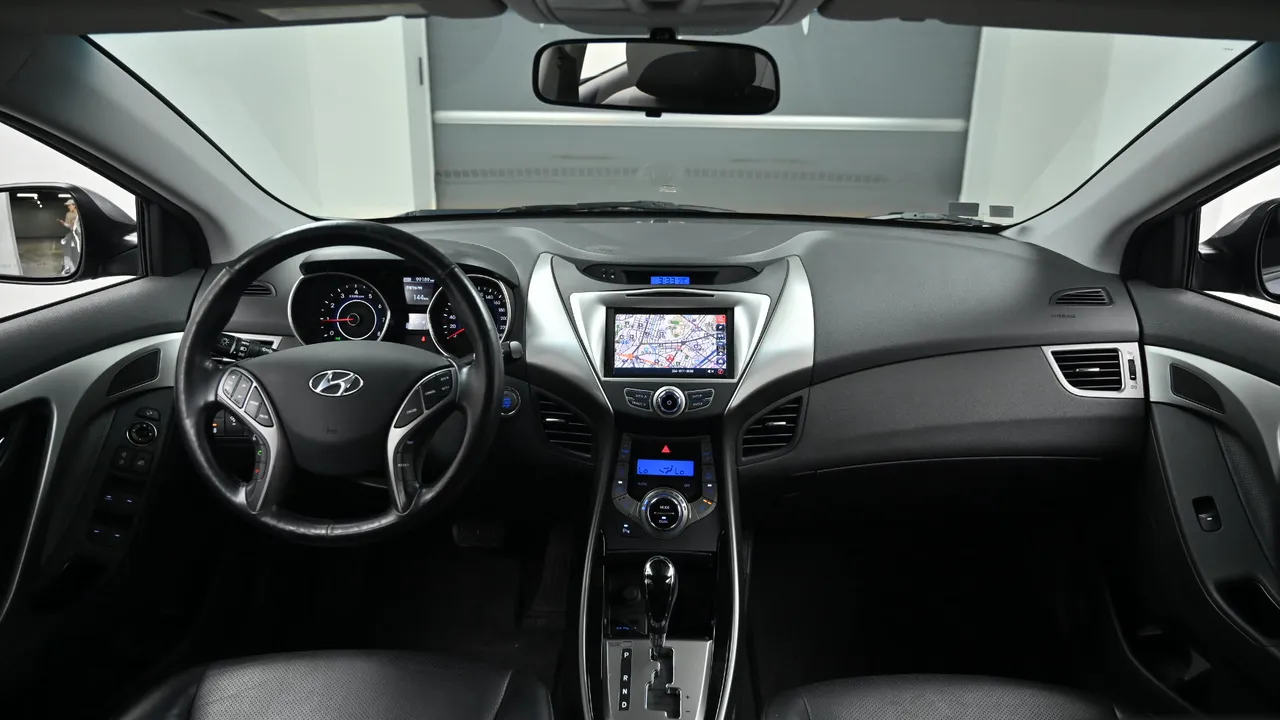 Hyundai Avante — miniaturë 7