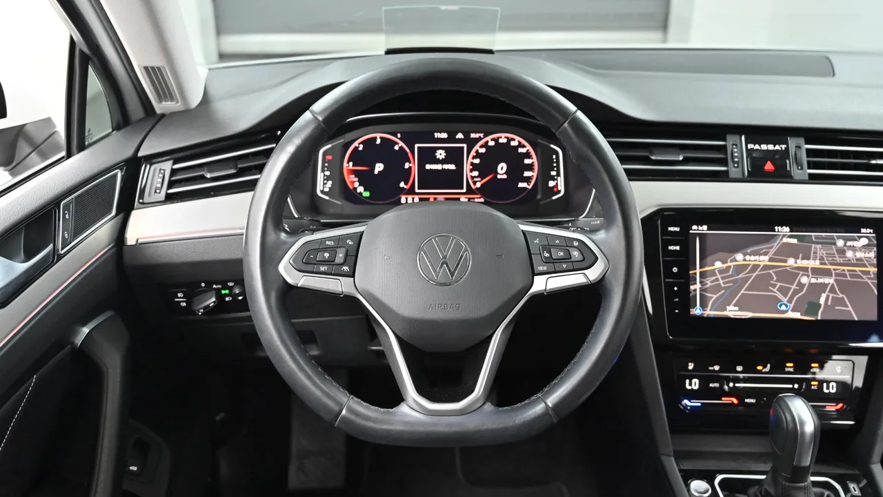 Volkswagen Passat — miniaturë 13