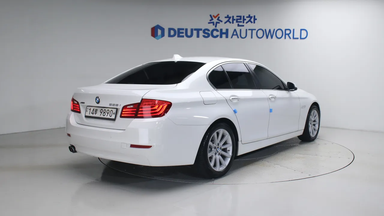 BMW 5er — miniaturë 2