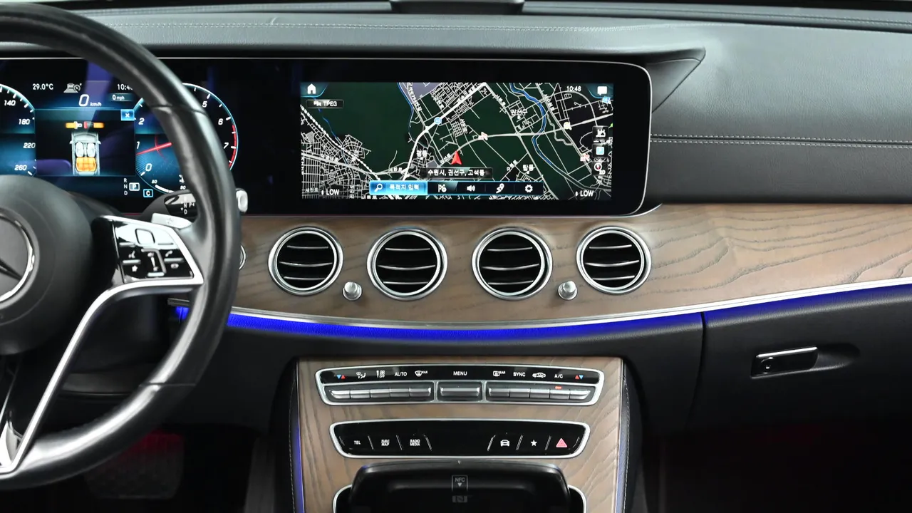 Mercedes-Benz E-klasse — miniaturë 14