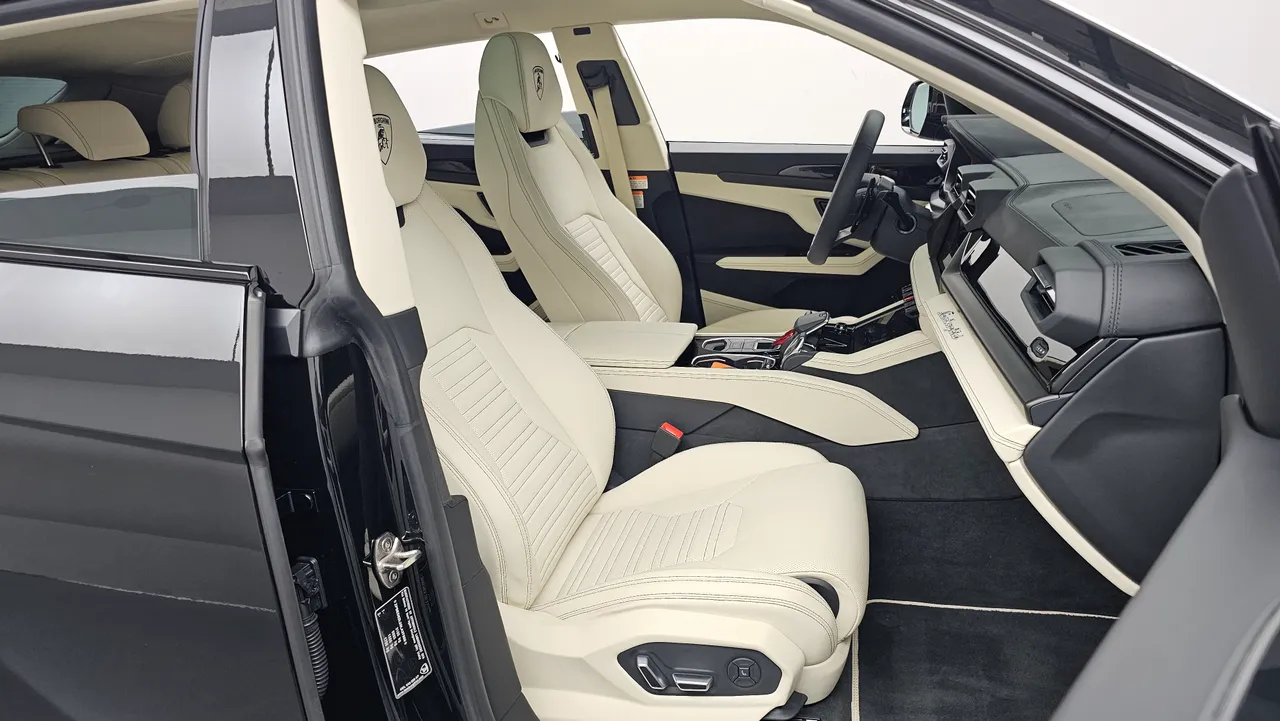 Lamborghini Urus — miniaturë 10