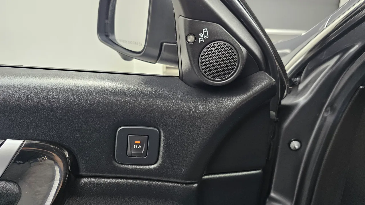 Renault Samsung SM7 — miniaturë 17
