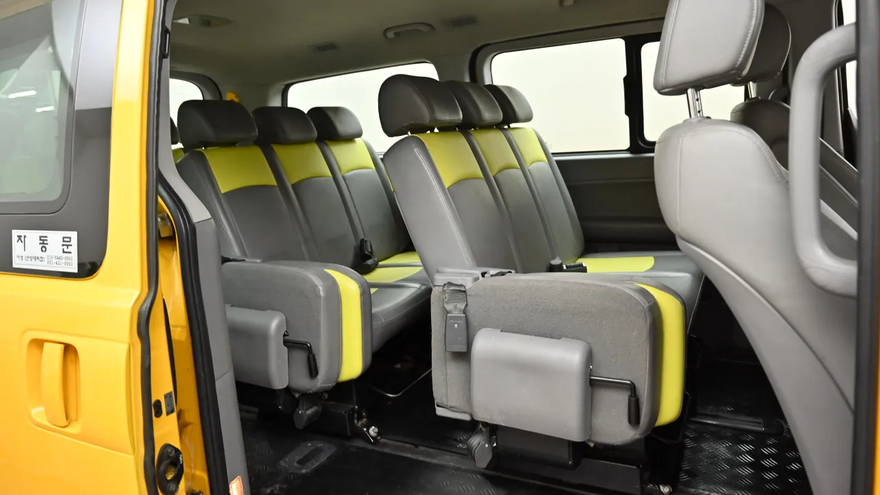 Hyundai Starex — miniaturë 12