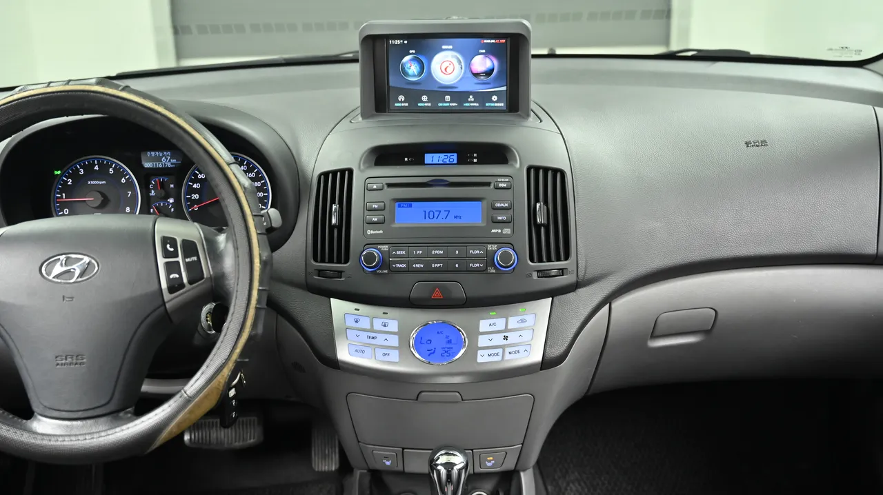Hyundai Avante — miniaturë 14