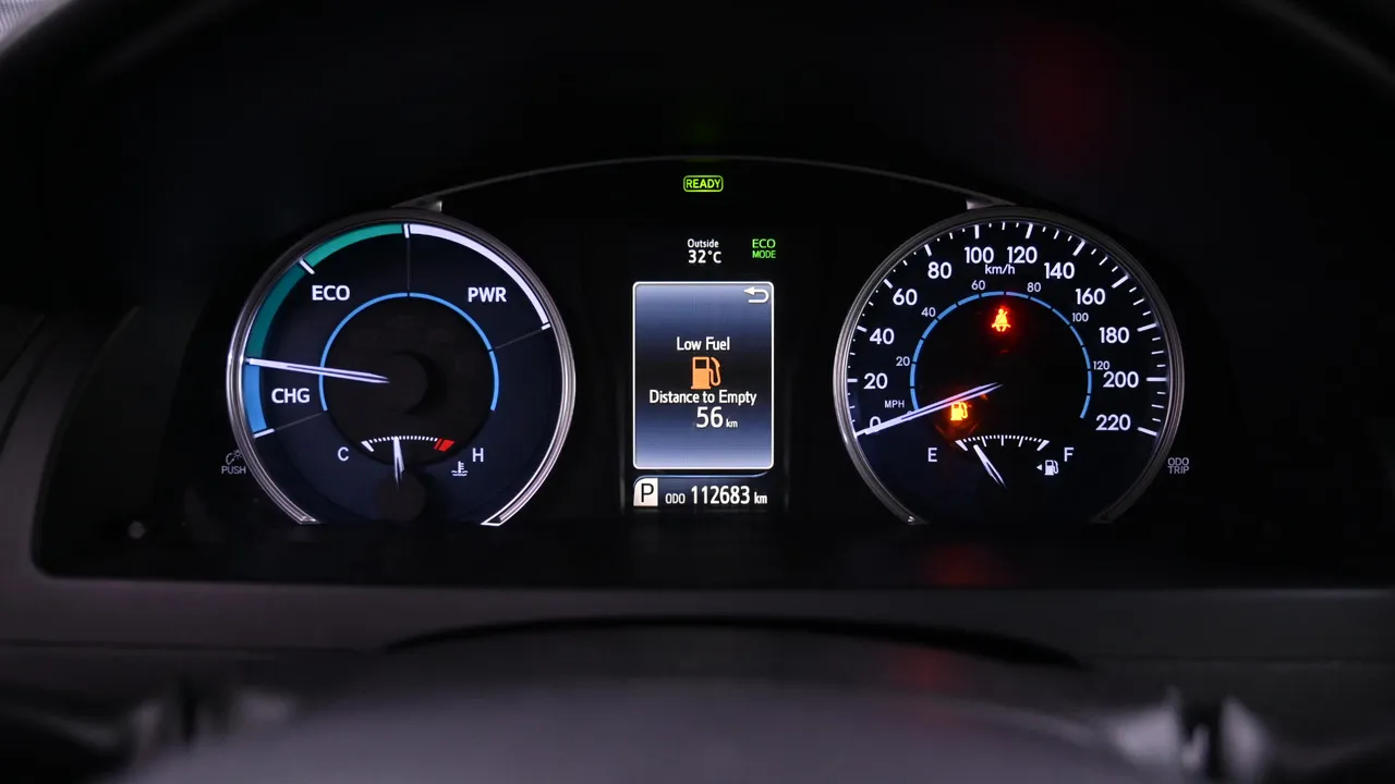 Toyota Camry — miniaturë 8
