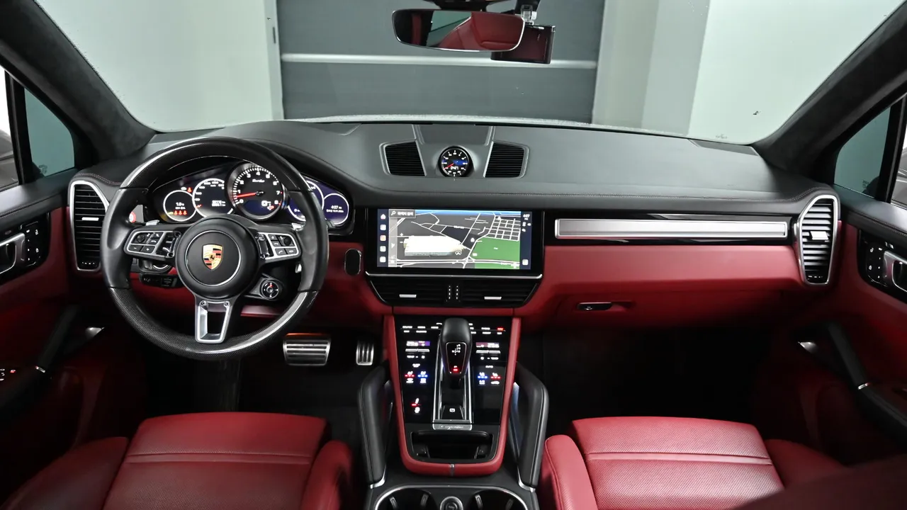 Porsche Cayenne — miniaturë 7