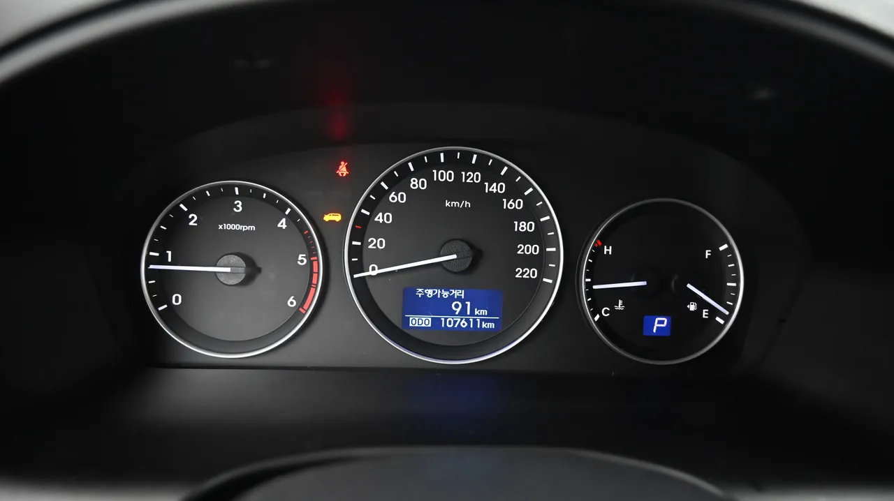 Hyundai Starex — miniaturë 8