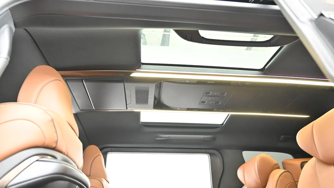 Toyota Alphard — miniaturë 18