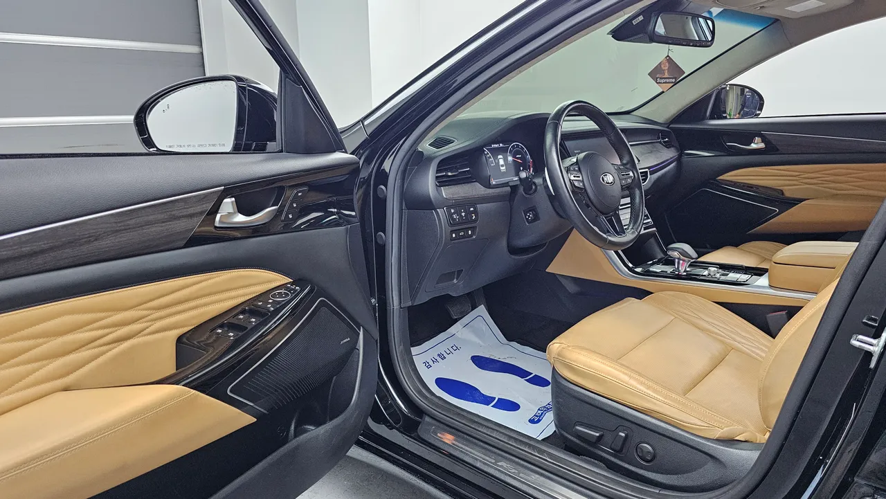 Kia K7 — miniaturë 11