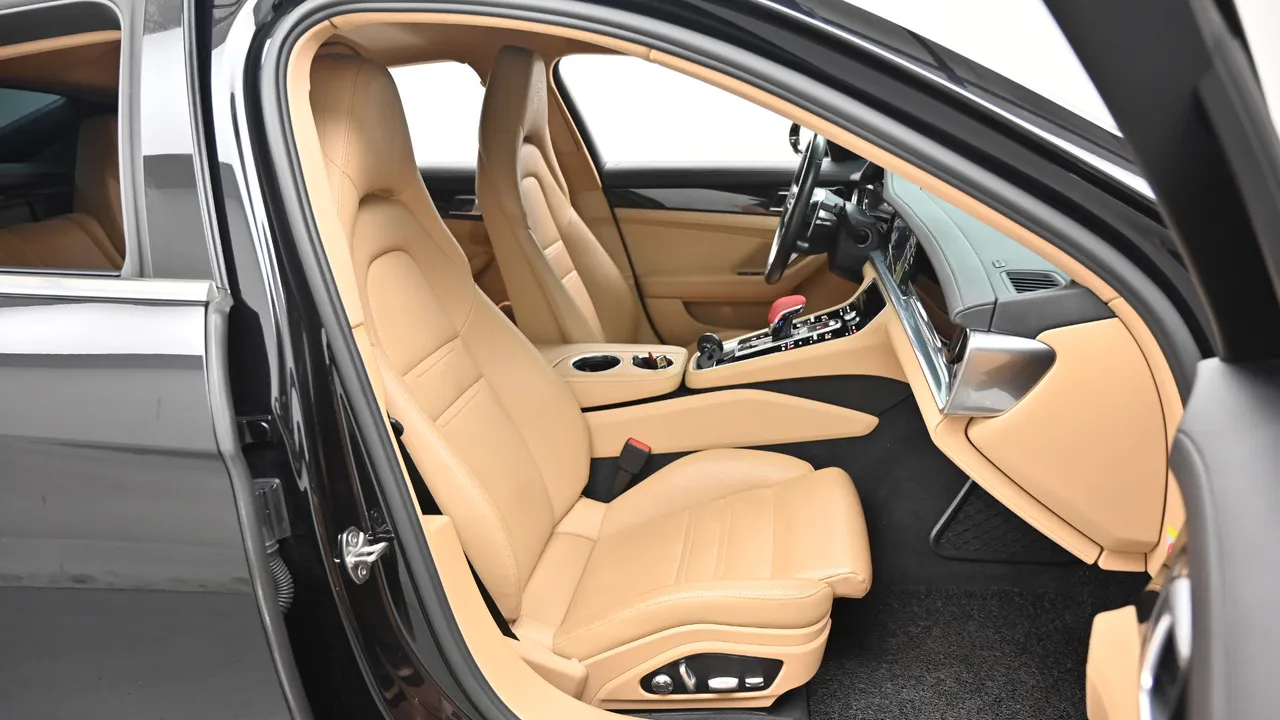 Porsche Panamera (971) 3.0 AWD