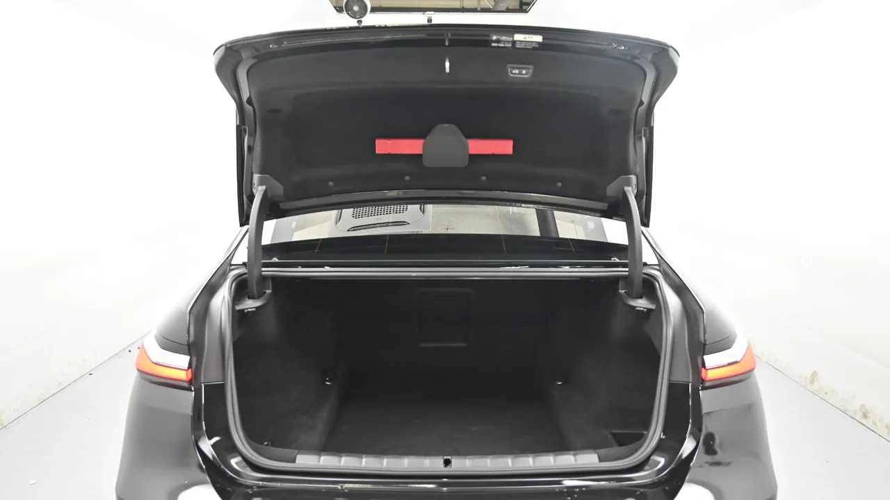 BMW 7er — miniaturë 37
