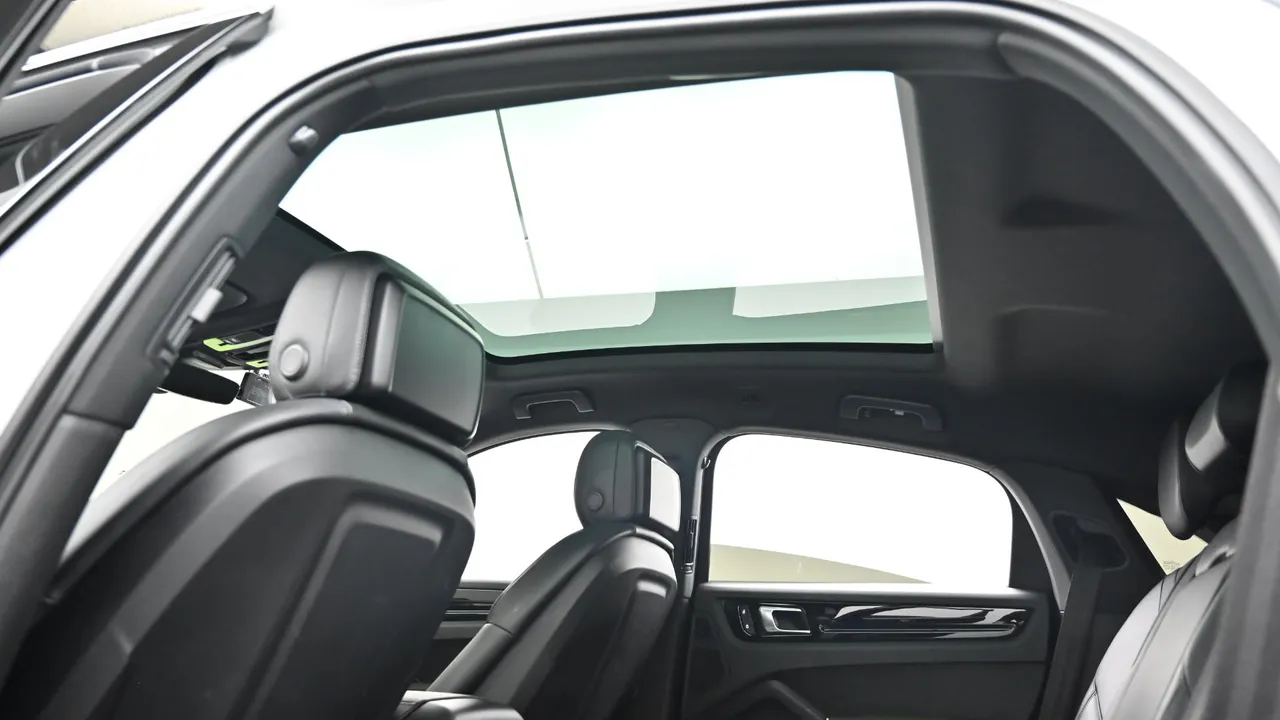 Porsche Cayenne — miniaturë 18