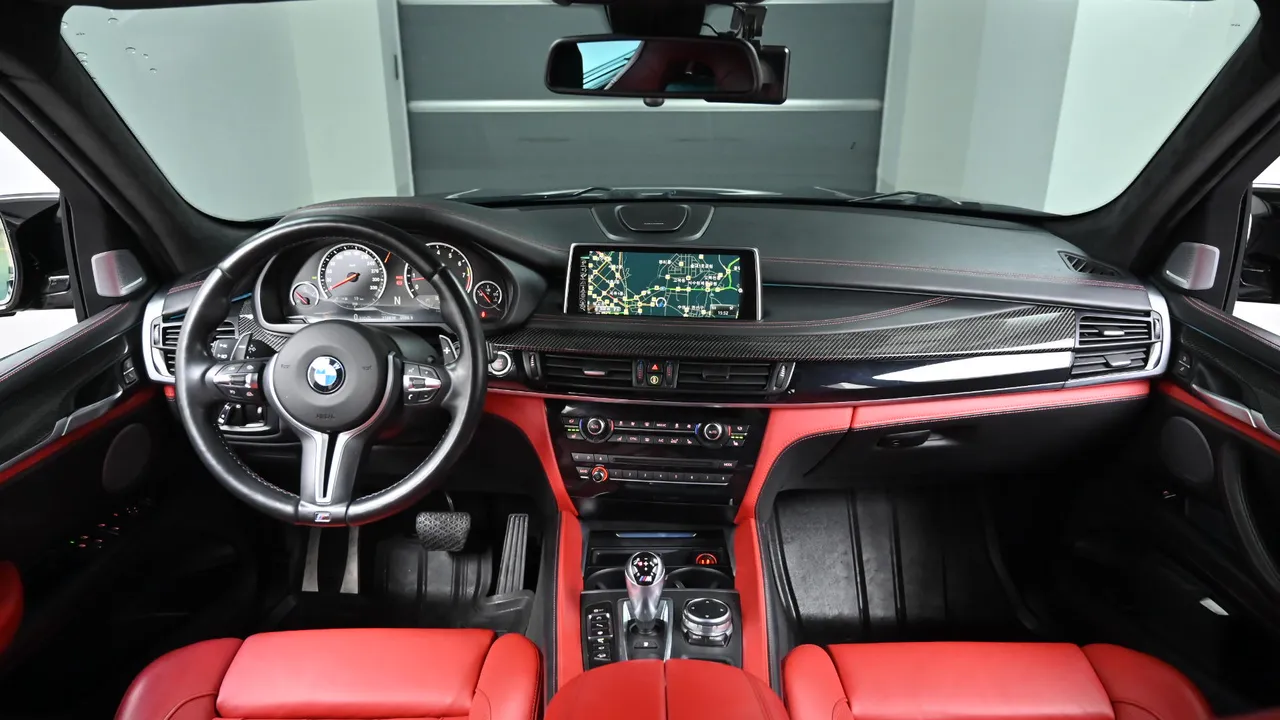 BMW X5M (F15) 4.4