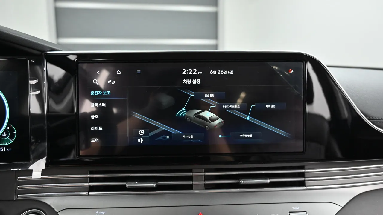 Hyundai Grandeur — miniaturë 17