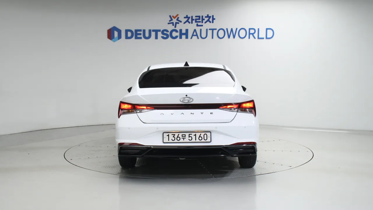 Hyundai Avante — miniaturë 4