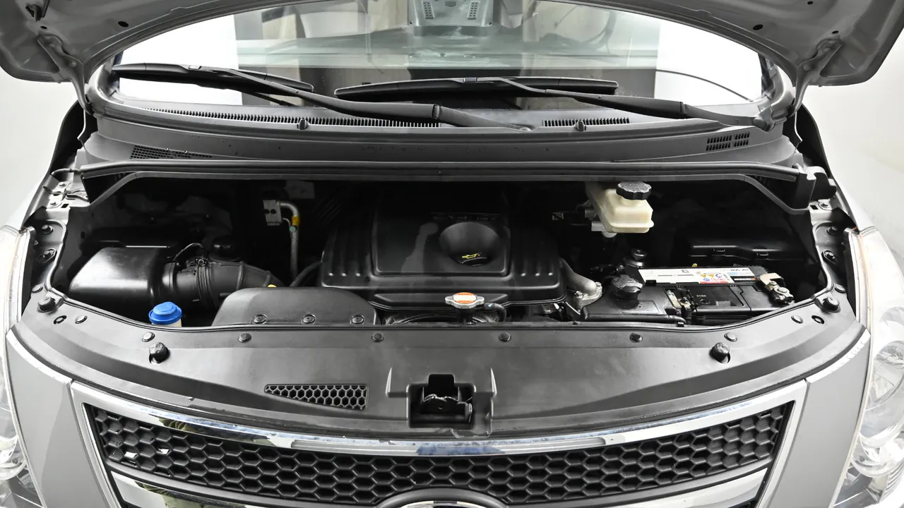 Hyundai Starex — miniaturë 6