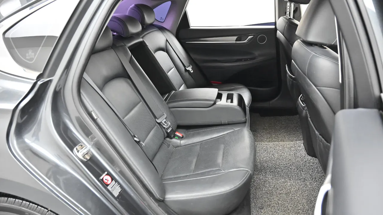 Hyundai Grandeur — miniaturë 12