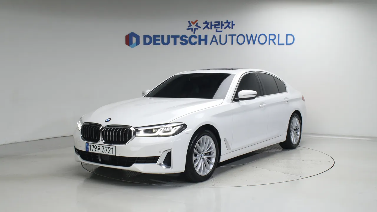 BMW 5er 530i xDrive 럭셔리 — foto 1