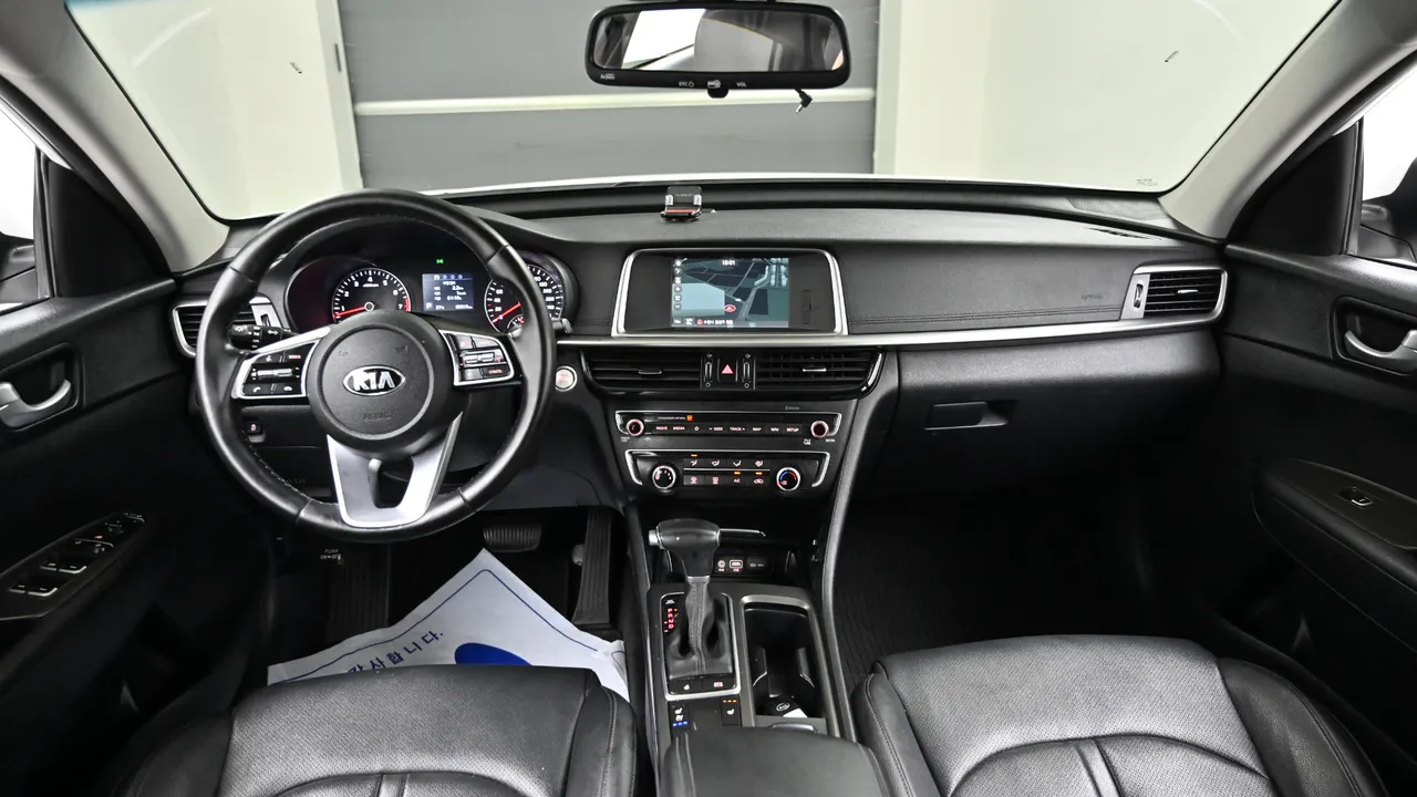 Kia K5 — miniaturë 7